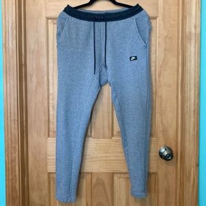Nike Sweatpants (Light Gray)